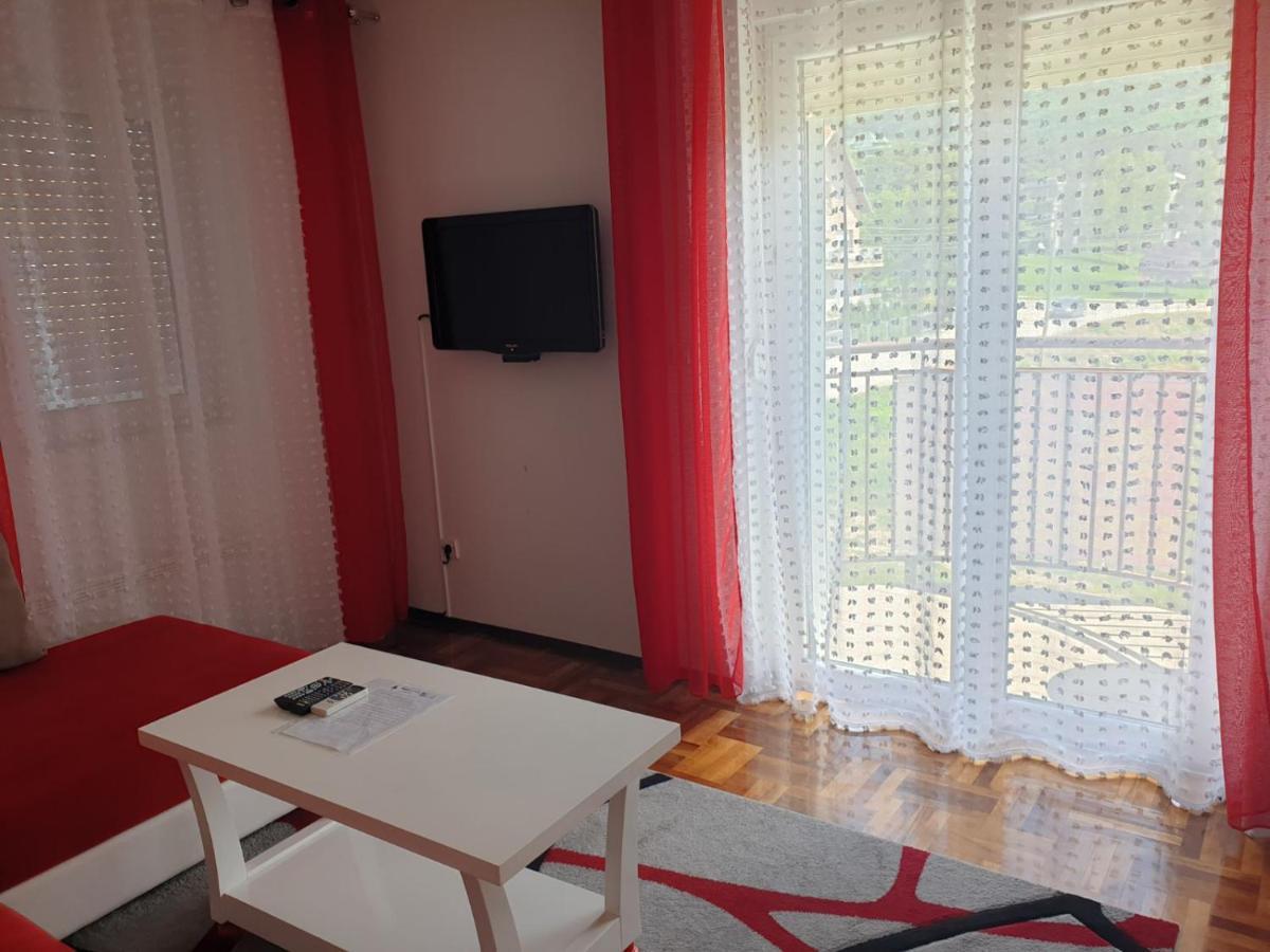 Lux Apartman Ristic 2 Soko Banja Exterior photo