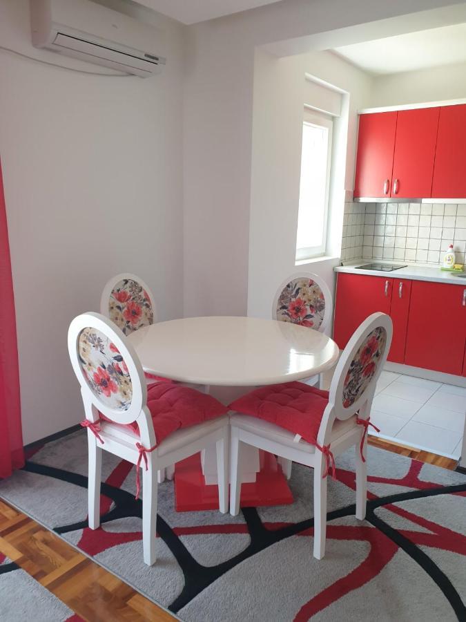 Lux Apartman Ristic 2 Soko Banja Exterior photo
